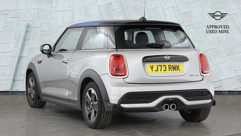 Used Mini Cooper S Classic 189 HP (139 kW) 2023 Silver Hatchback