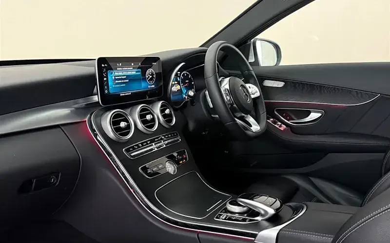 Used Mercedes C200 AMG Line Premium 160 HP (117 kW) 2019 Sedan
