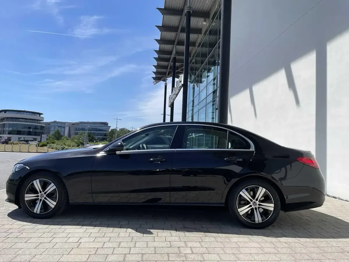 Used Mercedes C220 200 HP (147 kW) 2022 Black Sedan