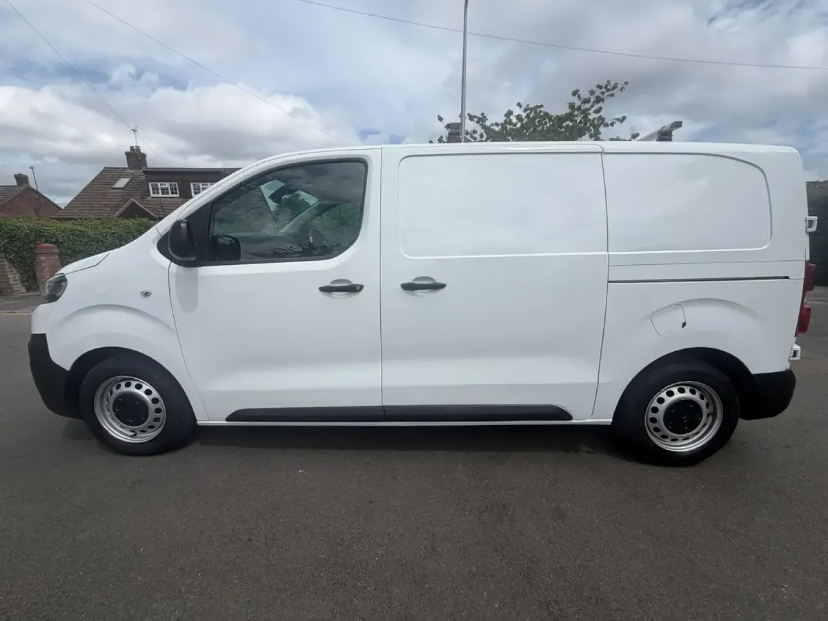 Used Citroën Dispatch 2021 White MPV