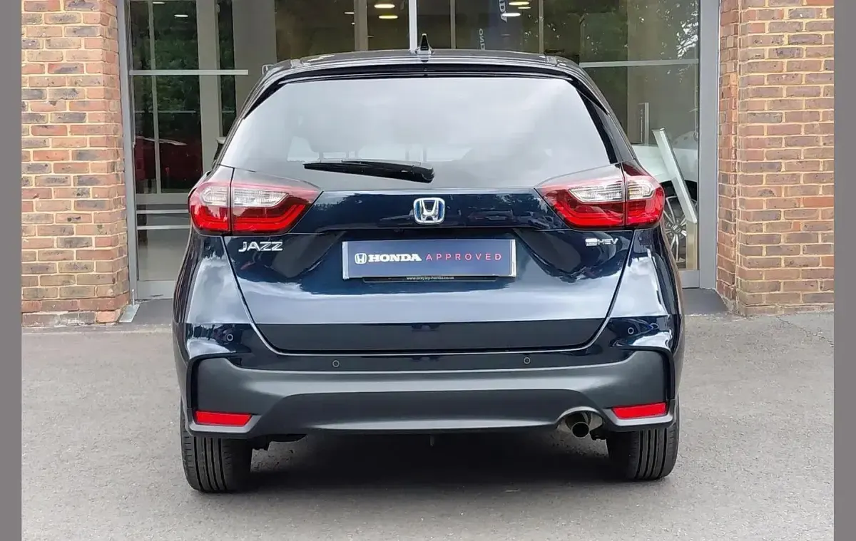 Used Honda Jazz Advance 122 HP (89 kW) 2024 Midnight blue Hatchback