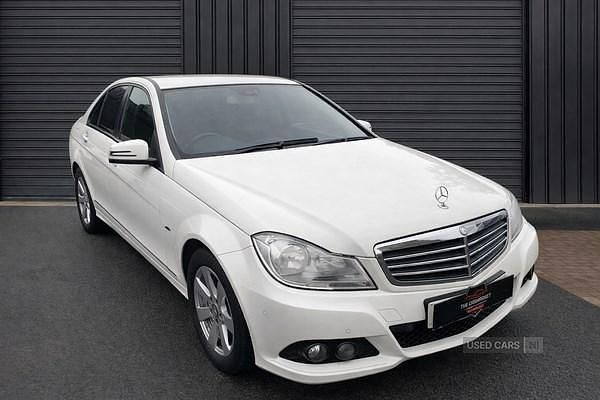 Used Mercedes C200 Edition 1 2011 White Sedan