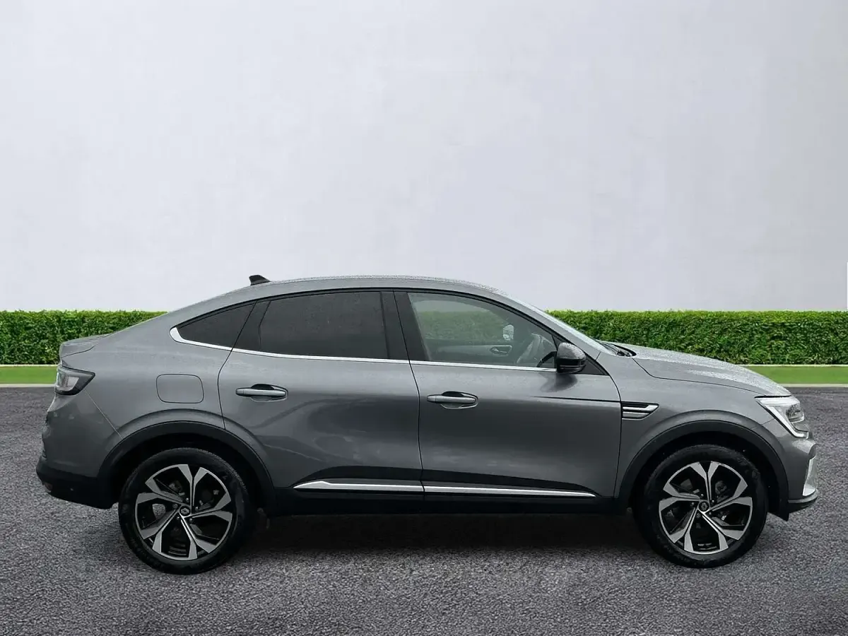 Used Renault Arkana Techno 142 HP (104 kW) 2024 Grey SUV