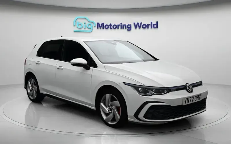 Used VW Golf VIII GTE 245 HP (180 kW) 2024 Hatchback