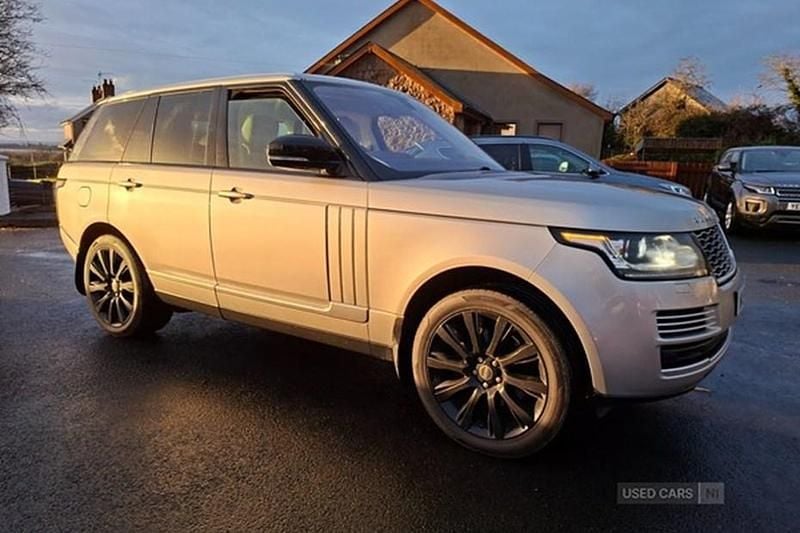 Gold Used 2015 Land Rover Range Rover Vogue SUV | £14,995 (Super price) - Image 1/1