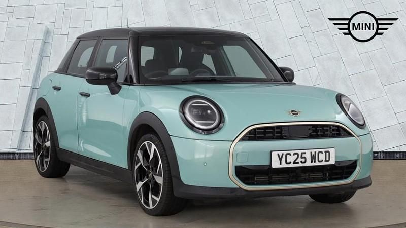 Used Mini Cooper Hatch 113 kW (154 HP) 2025 Green Hatchback
