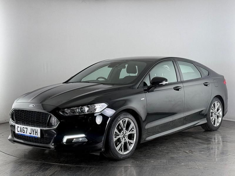 Used Ford Mondeo ST-Line 180 HP (132 kW) 2018 Black Hatchback