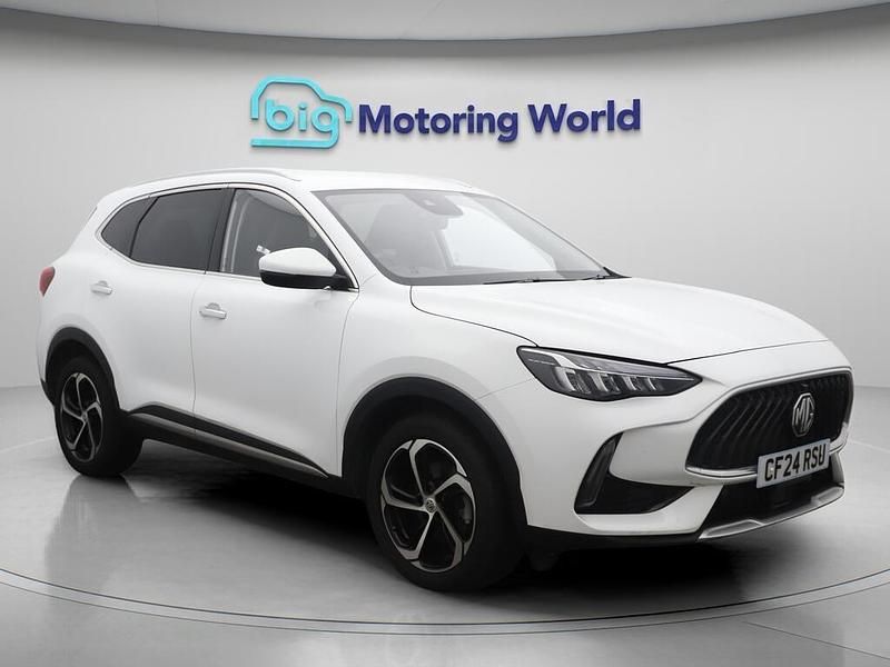White Used 2024 MG HS Trophy SUV | £17,527 (Fair price) - Image 1/4