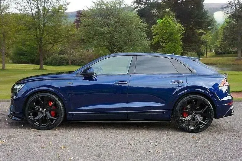 Used Audi Q8 S-Line 340 HP (250 kW) 2021 Blue SUV