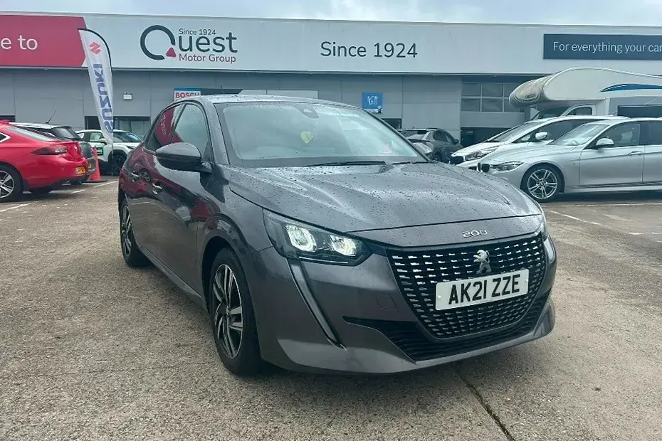 Used Peugeot 208 Allure 102 HP (75 kW) 2021 Hatchback