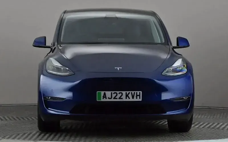 Used Tesla Model Y Long Range AWD 286 kW (389 HP) 2025 SUV