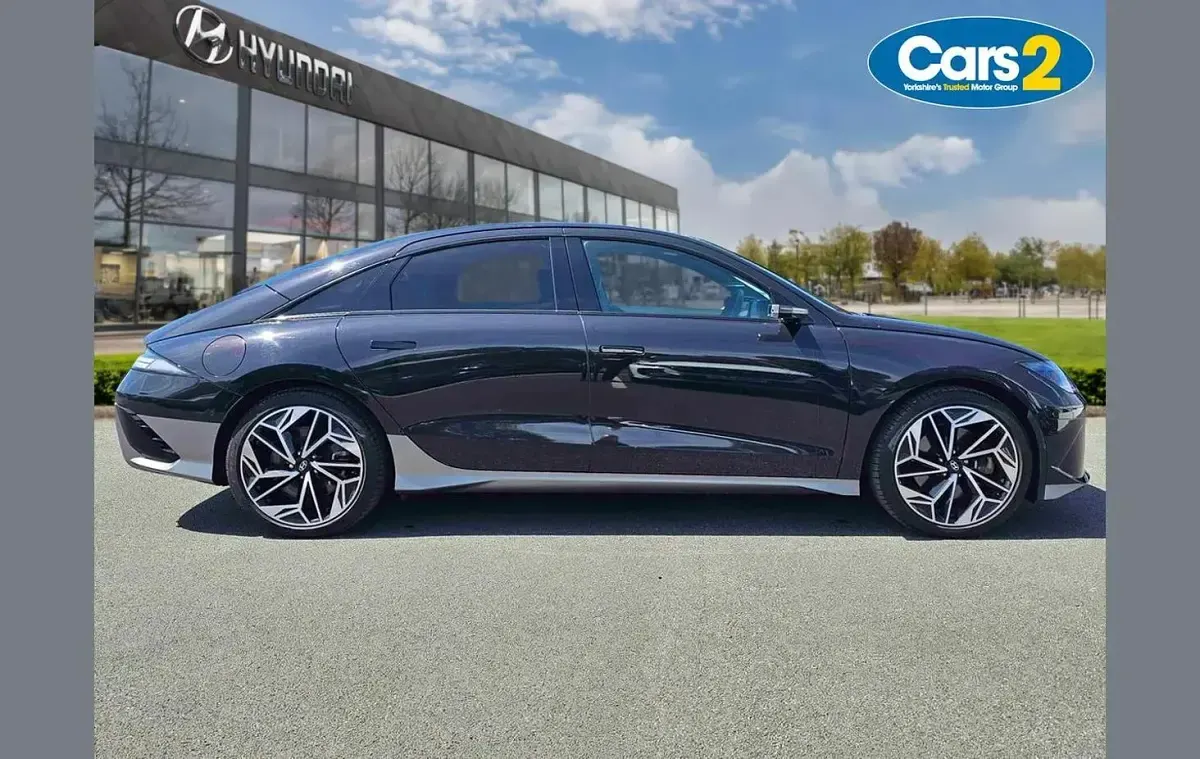 Used Hyundai Ioniq 6 Ultimate 239 kW (325 HP) 2024 Blue Sedan