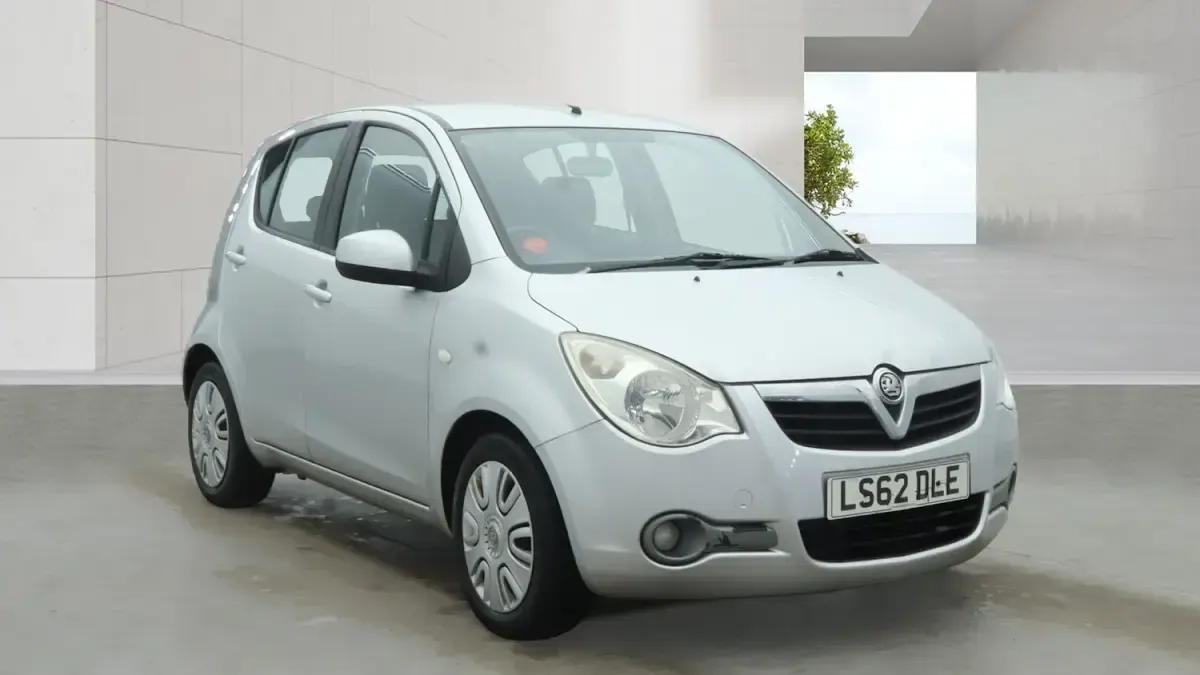 Used Vauxhall Agila S 94 HP (69 kW) 2012 Silver MPV