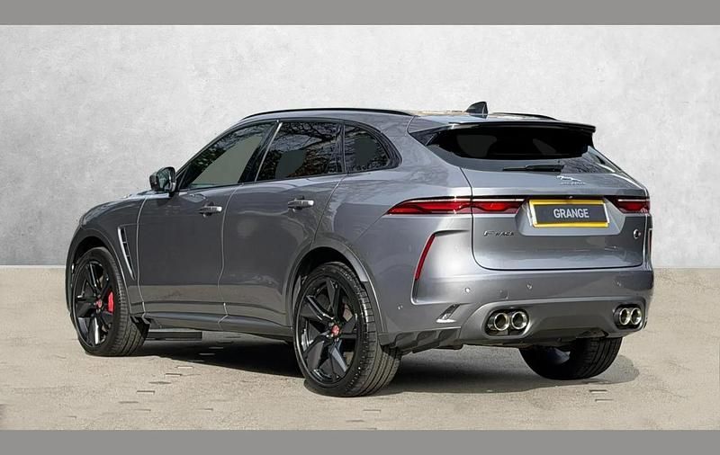 Used Jaguar F-Pace SVR 550 HP (404 kW) 2022 Grey SUV