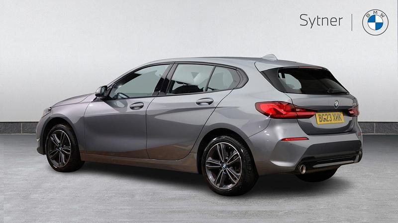 Used BMW 118 Sport Line 134 HP (98 kW) 2023 Grey Hatchback