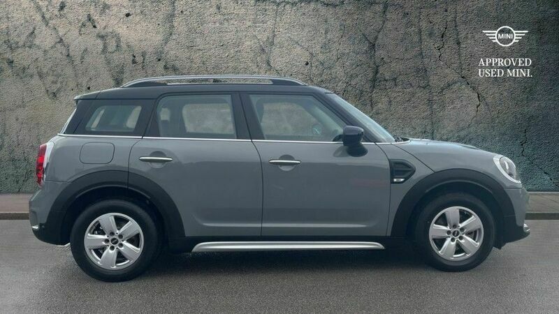 Used Mini Cooper Countryman Classic 134 HP (98 kW) 2019 Grey SUV