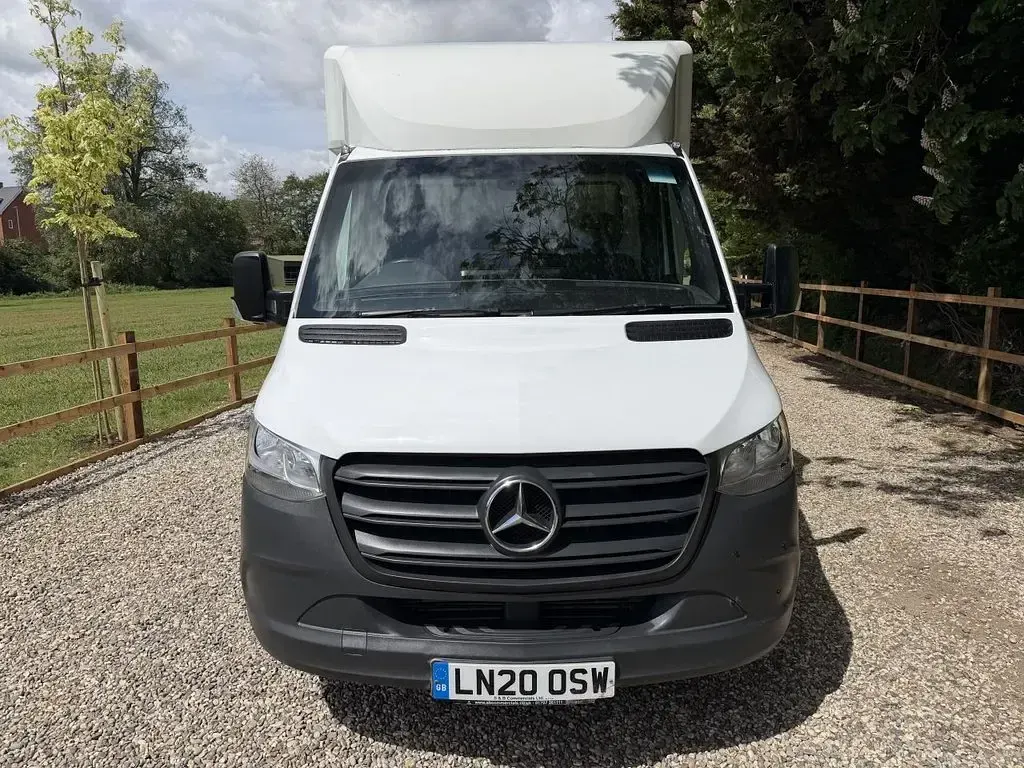 Used Mercedes Sprinter 143 HP (105 kW) 2020 White Van