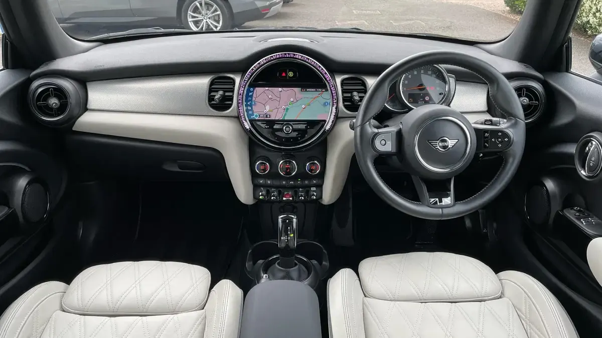 Used Mini Cooper Exclusive 136 HP (100 kW) 2022 Black Hatchback