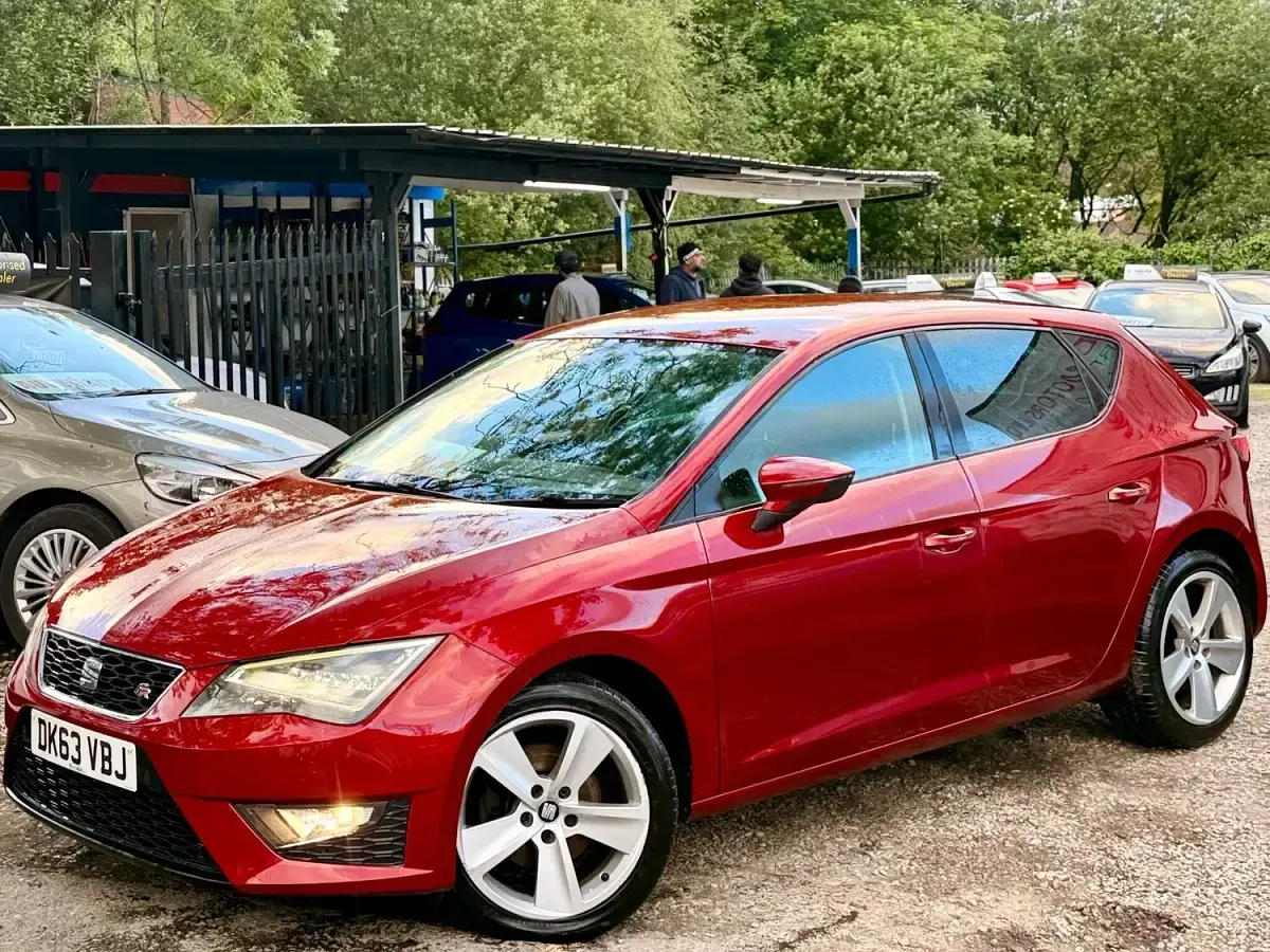 Used Seat Leon FR 2013 Red Hatchback