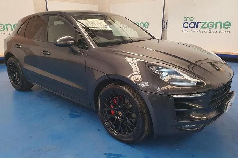 Used 2017 Porsche Macan SUV | £20,499 (Expensive) - Image 1/1