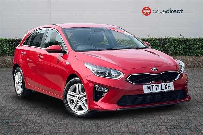 Solid track red Used 2021 Kia Ceed 2 Hatchback | £11,692 (Fair price) - Image 1/4