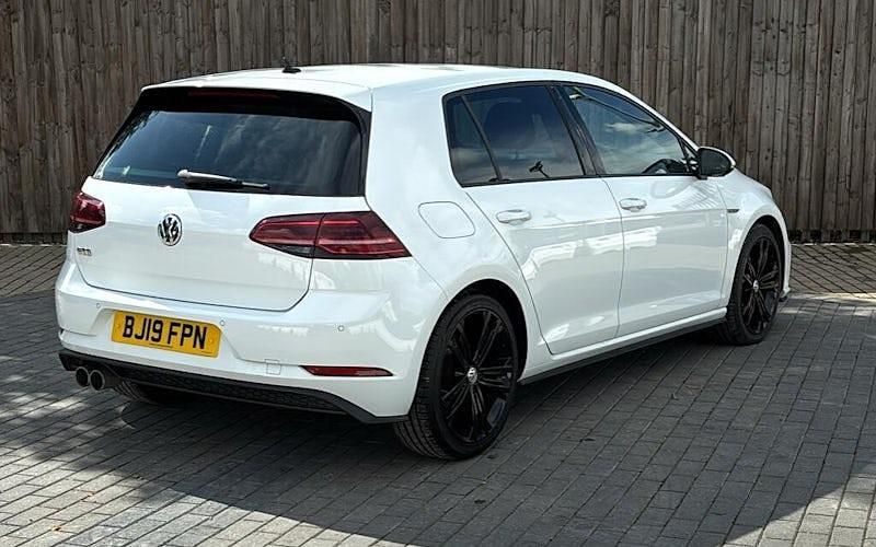 Used 2019 VW Golf VII GTD Hatchback | £16,099 (Good price) - Image 1/4
