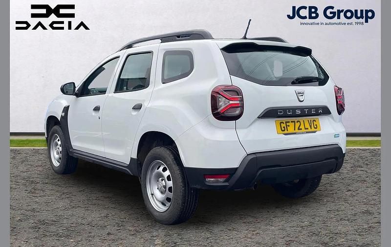 Used Dacia Duster Essentiel 99 HP (72 kW) 2023 White SUV