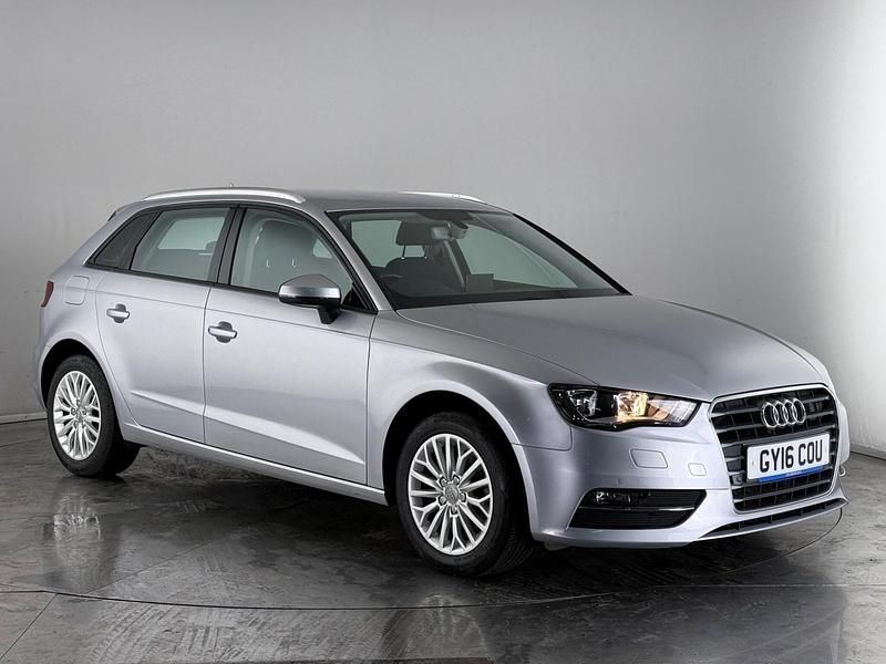 Used Audi A3 Sportback 184 HP (135 kW) 2015 Silver Hatchback