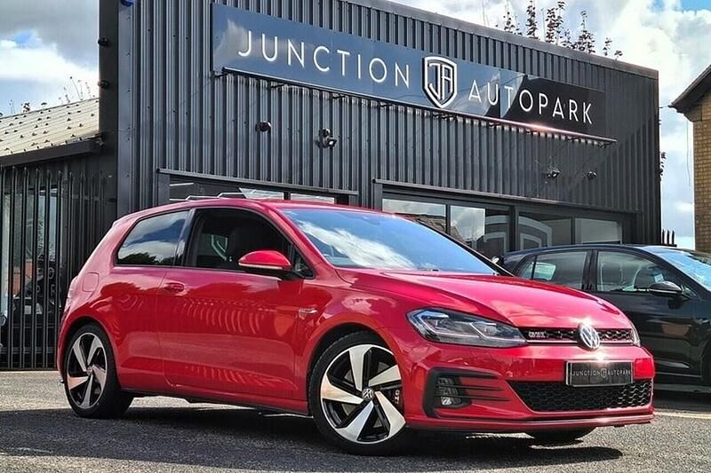 Used VW Golf VII GTI 245 HP (180 kW) 2019 Red Hatchback