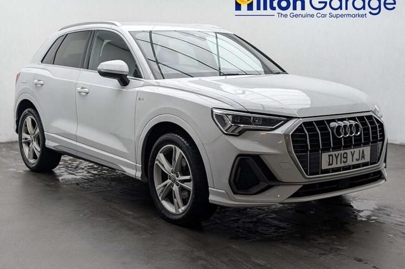 Used Audi Q3 S-Line 150 HP (110 kW) 2019 White SUV