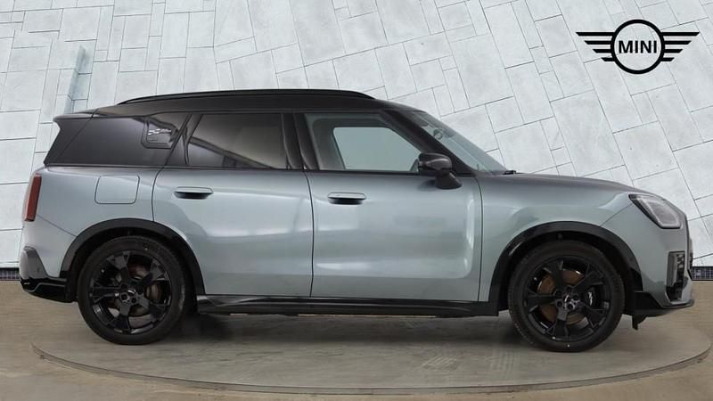 Used Mini Countryman 227 kW (309 HP) 2024 Green SUV