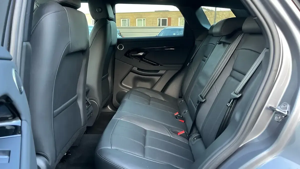 Used Land Rover Range Rover evoque SE Dynamic 269 HP (197 kW) 2025 Grey SUV