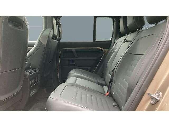 Used Land Rover Defender 625 HP (459 kW) 2024 Other SUV