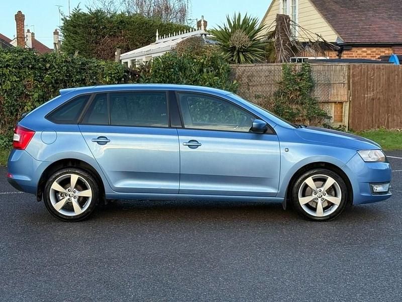 Used Skoda Rapid Elegance 122 HP (89 kW) 2014 Blue Hatchback