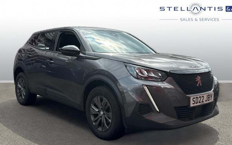 Grey Used 2022 Peugeot 2008 Active Premium SUV | £13,933 (Fair price) - Image 1/4