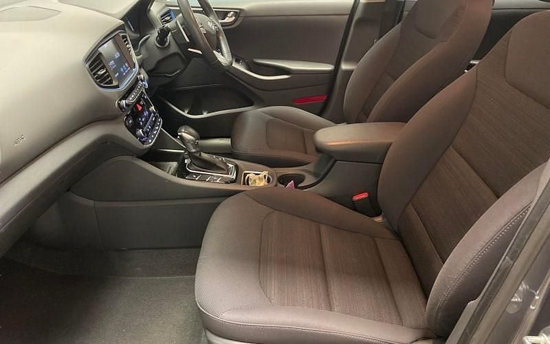 Used Hyundai Ioniq Premium 141 HP (103 kW) 2018 Hatchback