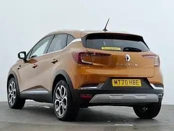 Second-hand Renault Captur Bose Edition 100 CP (73 kW) 2020 Portocaliu SUV
