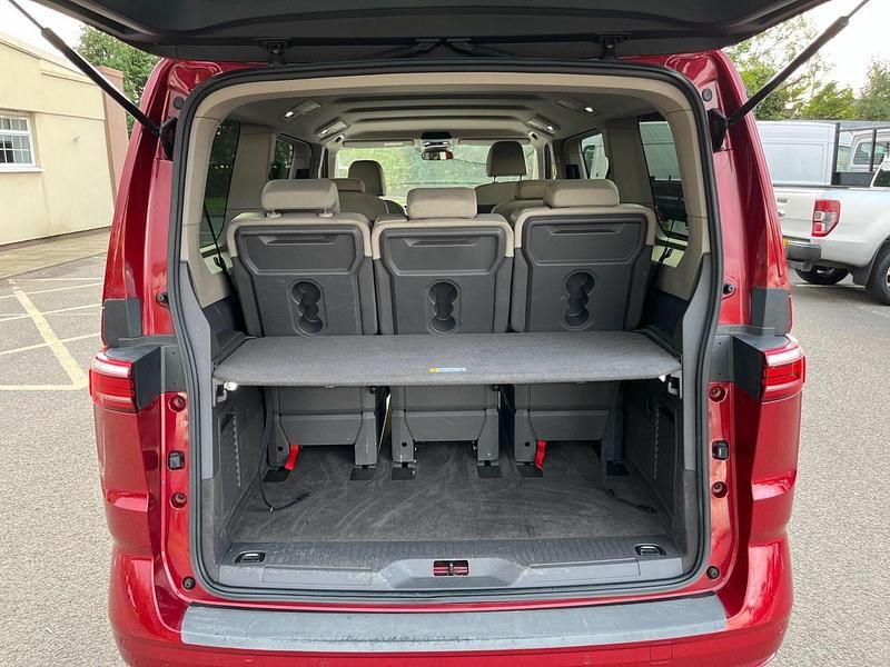 Used VW Multivan Life 2023 Red Van