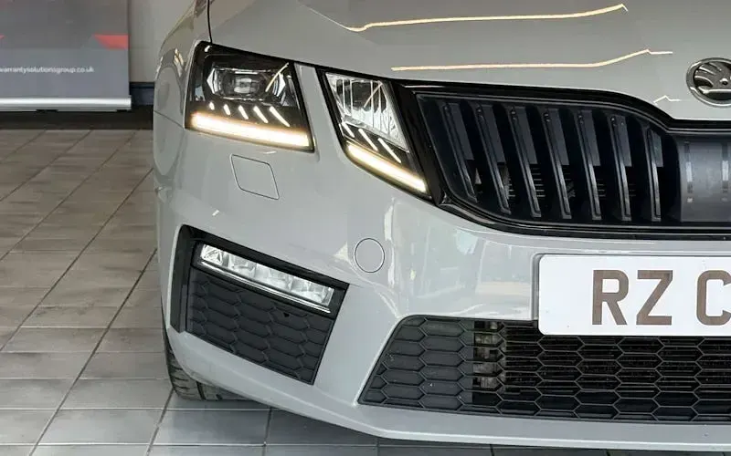 Gebraucht Skoda Octavia vRS 245 PS (180 kW) 2019 Grau Kombi
