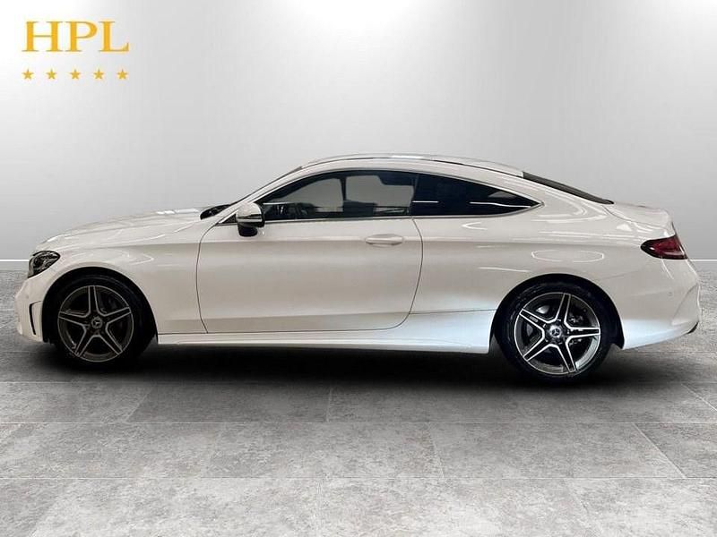 Usado Mercedes C200 AMG line 184 HP (135 kW) 2021 Branco Coupé