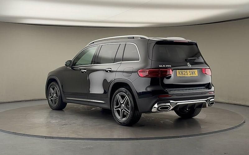 Used Mercedes GLB200 Executive 163 HP (119 kW) 2025 SUV