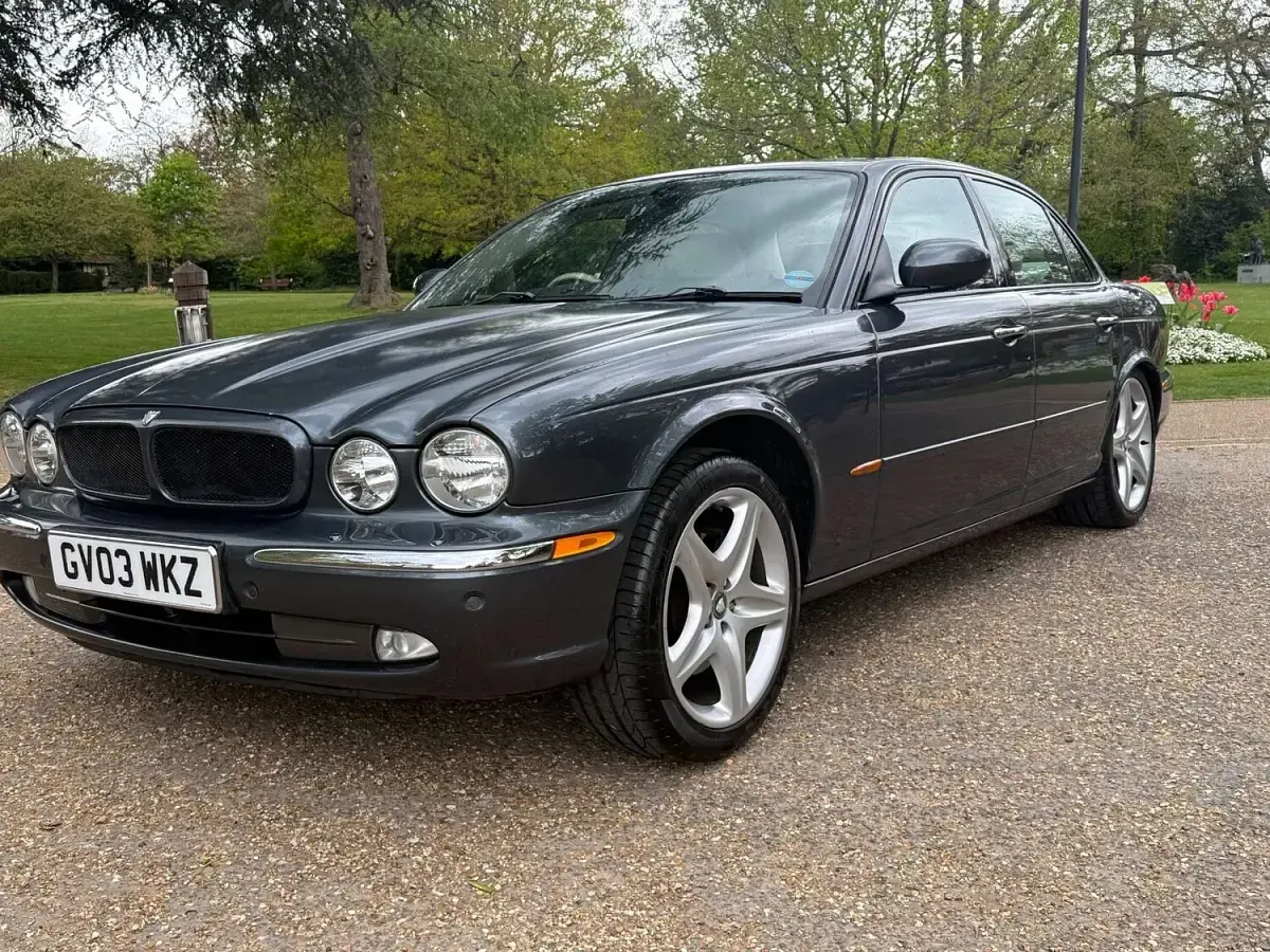 Used Jaguar XJ6 2003 Grey Sedan