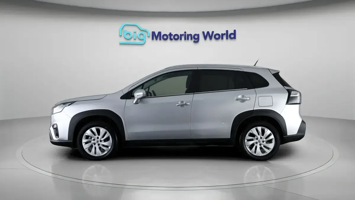 Used Suzuki SX4 115 HP (84 kW) 2023 Silver Hatchback