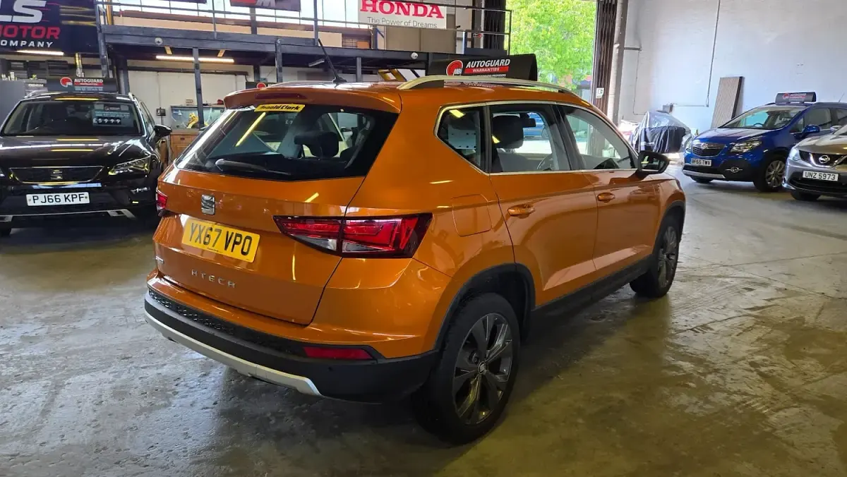 Used Seat Ateca Ecomotive 115 HP (84 kW) 2017 Orange SUV