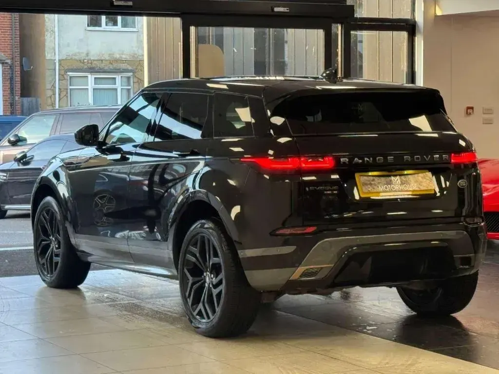Used Land Rover Range Rover evoque SE Dynamic 150 HP (110 kW) 2020 Black SUV