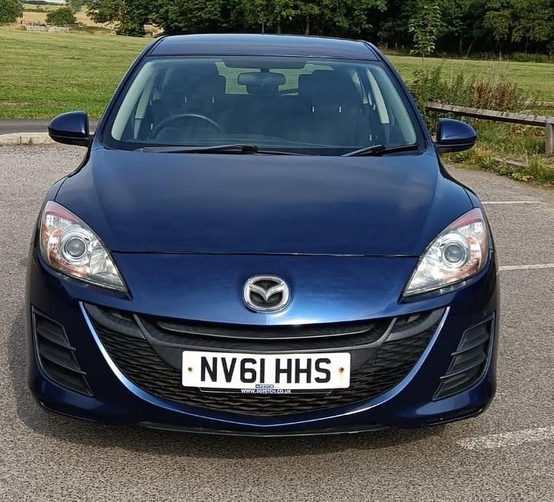 Blue Used 2011 Mazda 3 Hatchback | £1,595 - Image 1/4
