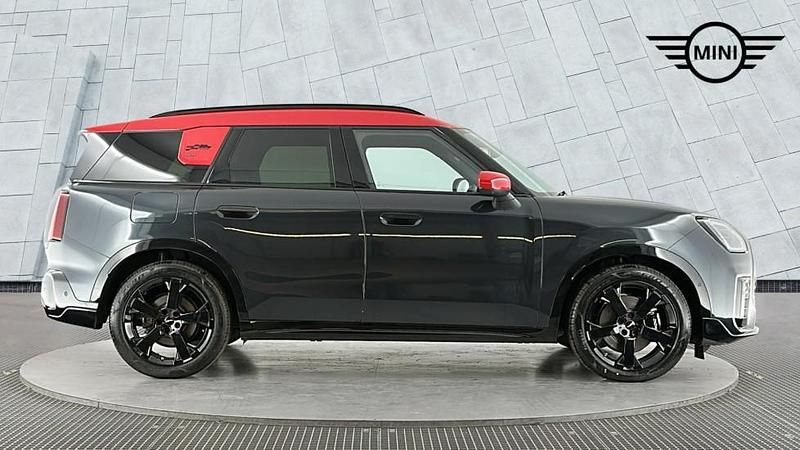 Used Mini Countryman 215 HP (158 kW) 2024 Grey SUV