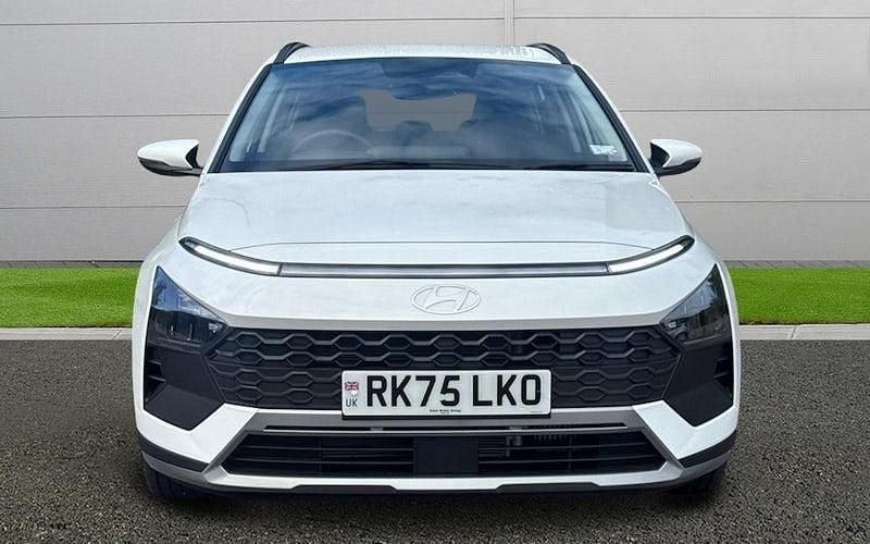 Used Hyundai Bayon Advanced 101 HP (74 kW) 2025 White SUV