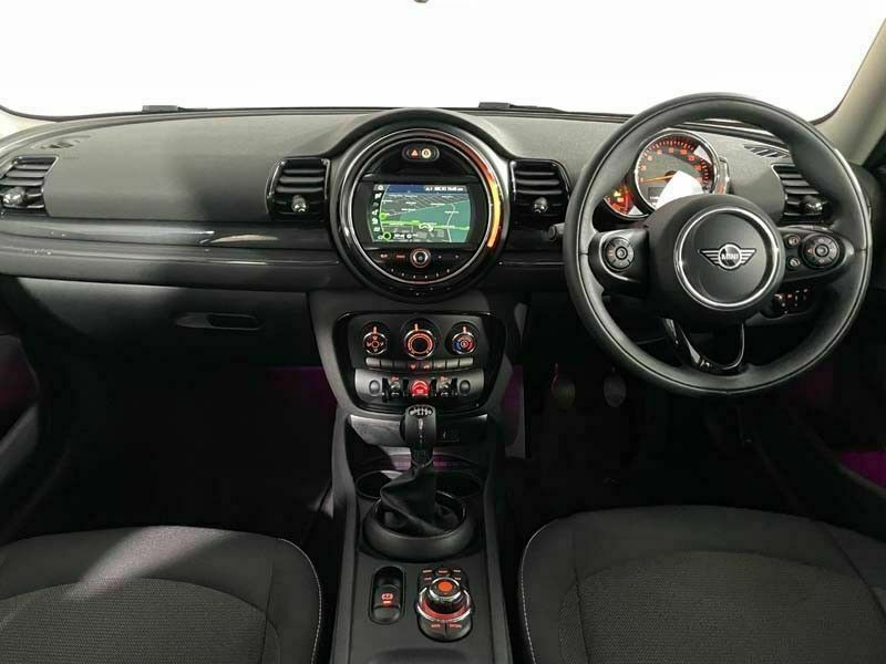 Used Mini Cooper Clubman Classic 134 HP (98 kW) 2018 Silver Estate