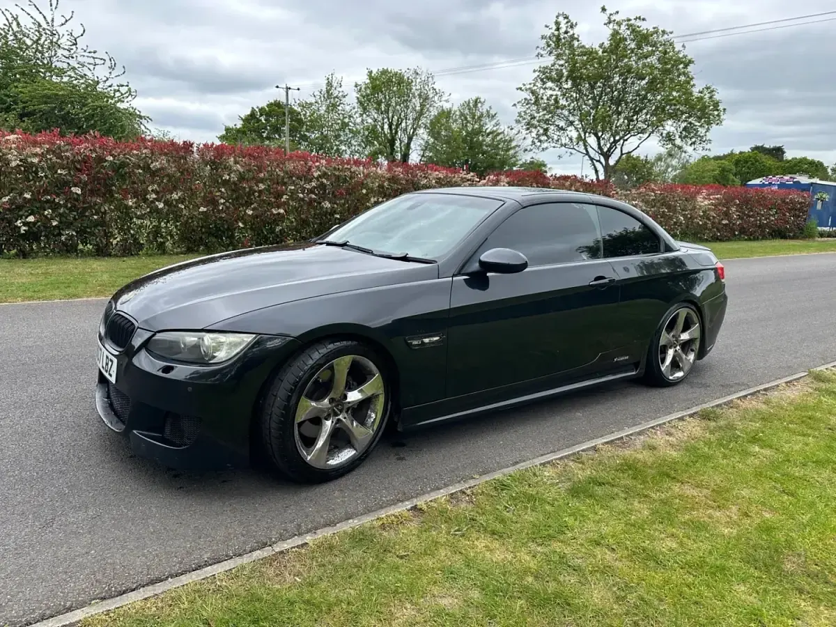 Usado BMW 325 Cabriolet 2007 Negro Descapotable